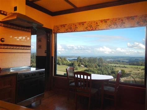 A COTTAGE WITH A VIEW AT TUDOR RIDGE